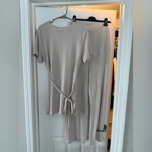 H&M MAMA - 2 Piece Rib Knit Set Maternity - Size XL